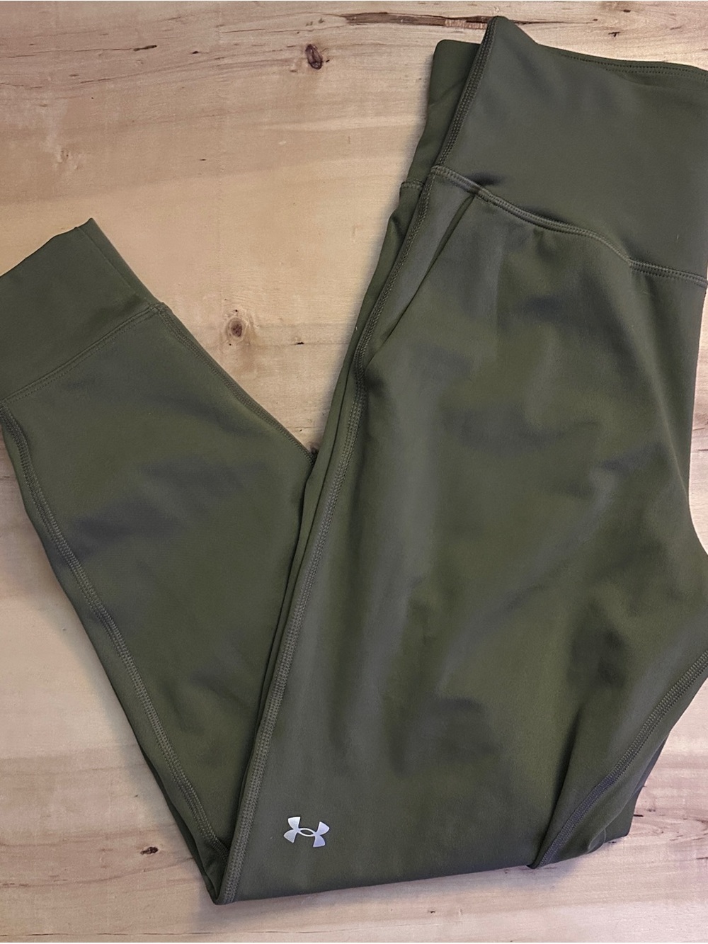 Under Armour Women’s Olive Green Performance Leggings